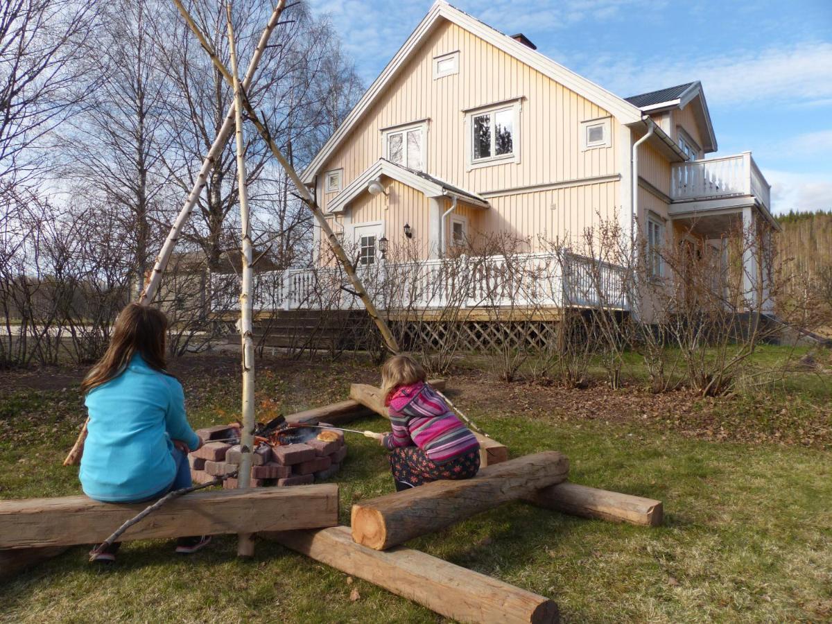 Ferienhaus Bjoerkebo Stollet Luaran gambar